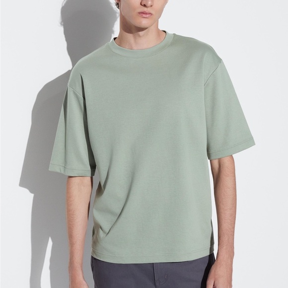 NWT Uniqlo AIRism Cotton Oversized Shirt “52 Green” Size Small - Picture 1 of 2